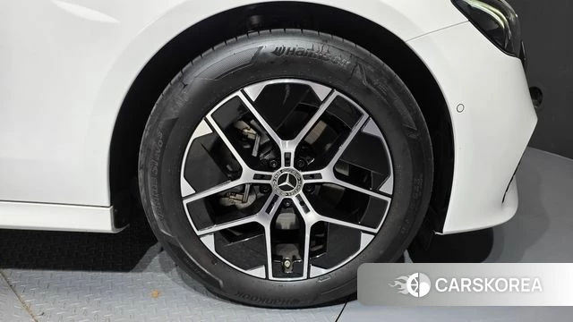 Mercedes-Benz E-Class W214 id 4655338 из Кореи 13
