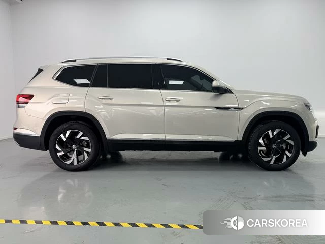 Volkswagen Tourang id 4299752 из Китая 13