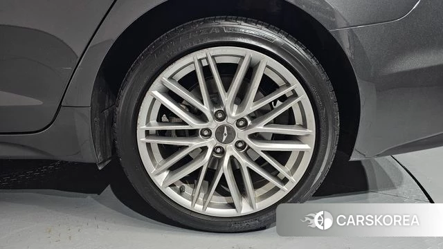 Genesis G70 id 4345434 из Кореи 13