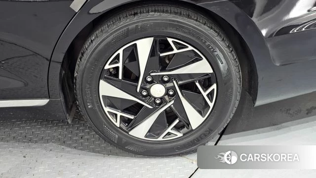 Hyundai The New Grandeur IG Hybrid id 4573321 из Кореи 13