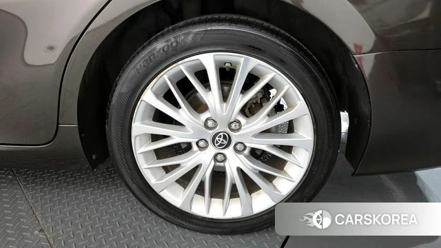 Toyota Camry (XV70) id 4285582 из Кореи 13