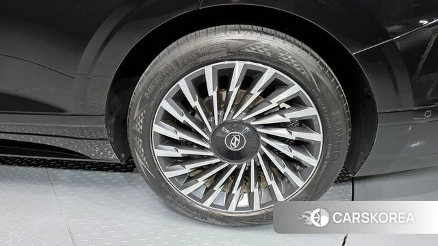 Hyundai Grandeur Hybrid (GN7) id 4243260 из Кореи 13