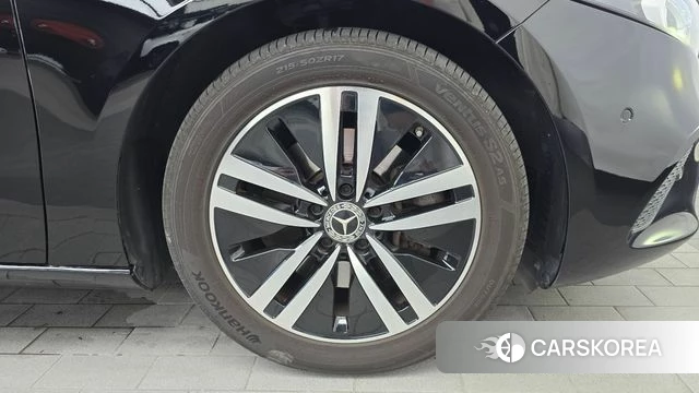 Mercedes-Benz A-Class W177 id 4642065 из Кореи 13
