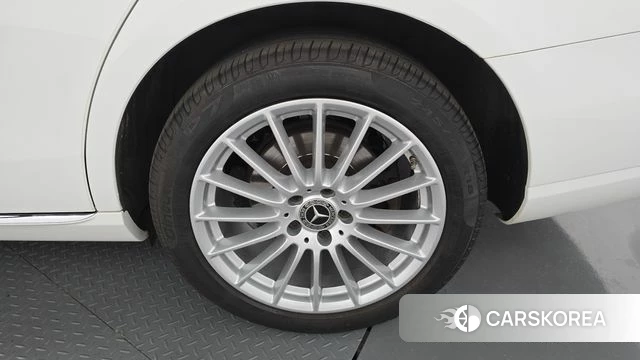Mercedes-Benz E-Class W213 id 4636957 из Кореи 13