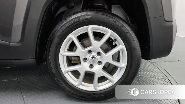 Jeep Renegade id 4741320 из Кореи 13