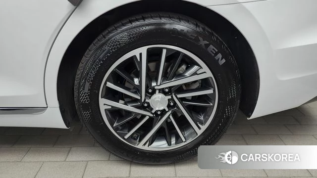 Hyundai The New Grandeur IG id 4422746 из Кореи 13