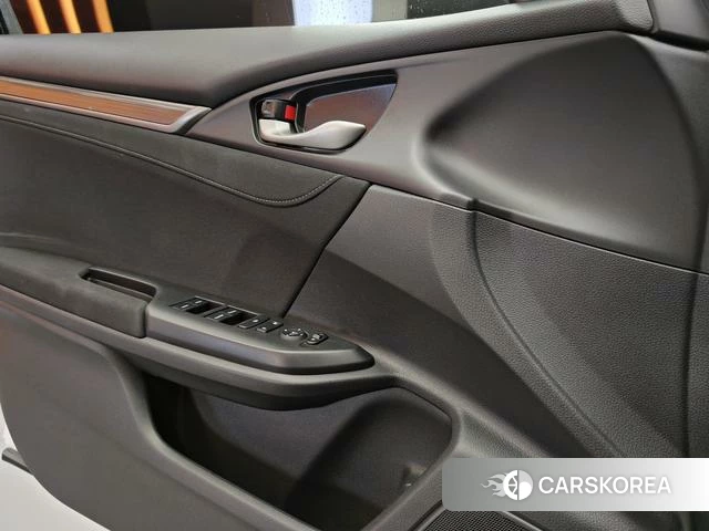 Honda Civic id 4258838 из Китая 13