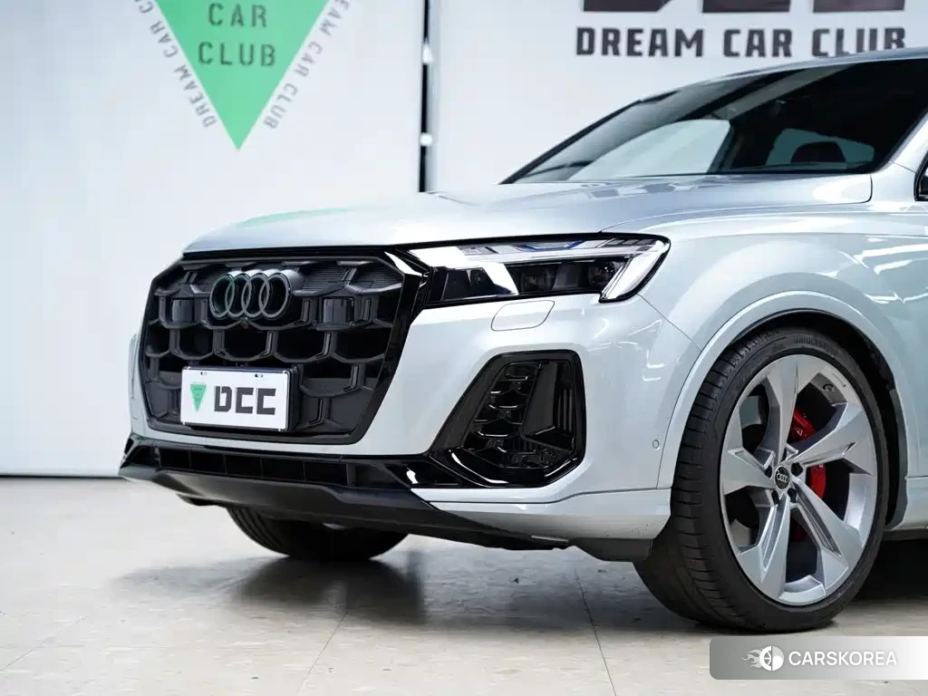 Audi SQ7 id 4601742 из Китая 13