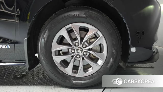 Toyota Sienna 4th Generation id 4692998 из Кореи 13