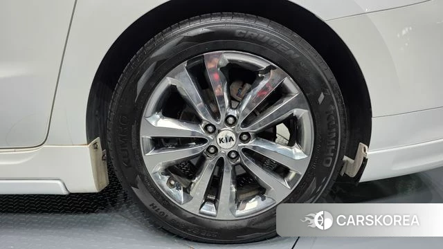Kia All New Carnival id 4776413 из Кореи 13