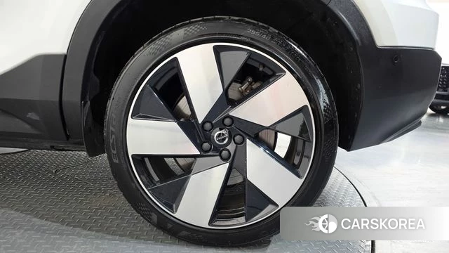 Volvo C40 Richards id 4549686 из Кореи 13