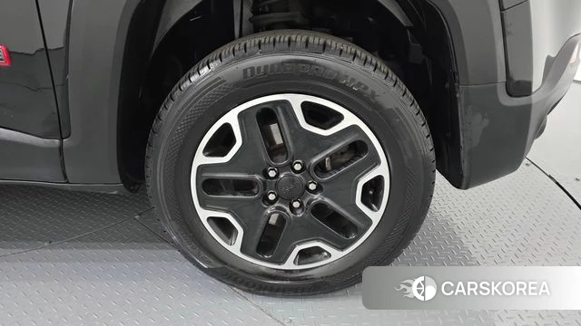 Jeep Renegade id 4295032 из Кореи 13