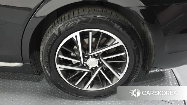 Hyundai The New Grandeur IG id 4389011 из Кореи 13