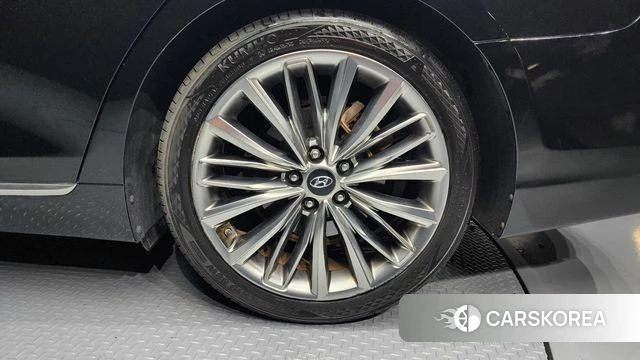 Hyundai Grandeur IG id 4435800 из Кореи 13