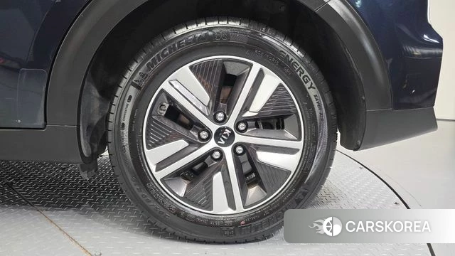 Kia The New Niro id 4604983 из Кореи 13