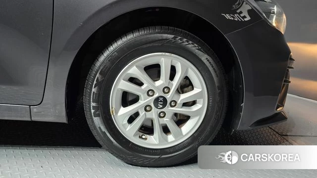 Kia Come New K3 id 4520185 из Кореи 13