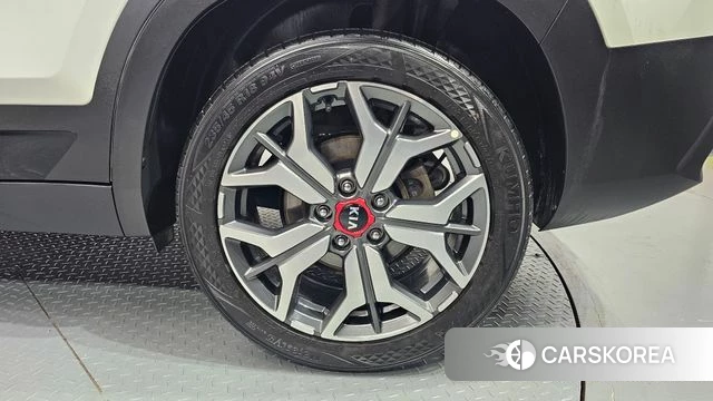 Kia Seltos id 4646946 из Кореи 13