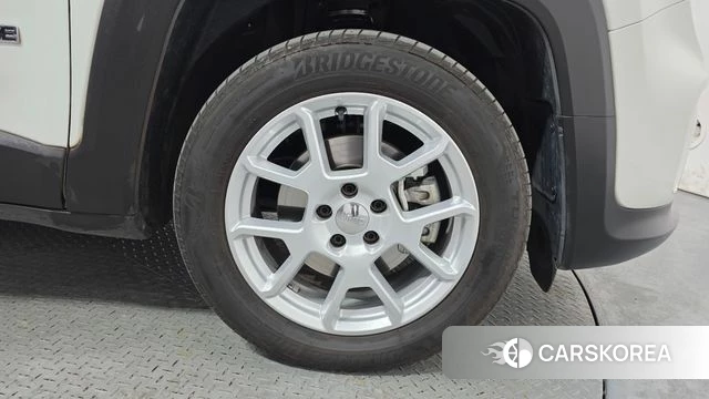 Jeep Renegade id 4187104 из Кореи 13