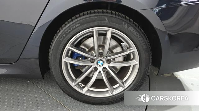 BMW 5 Series (G30) id 4339826 из Кореи 13