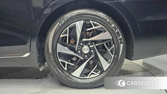 Hyundai The New Grandeur IG Hybrid id 4768738 из Кореи 13