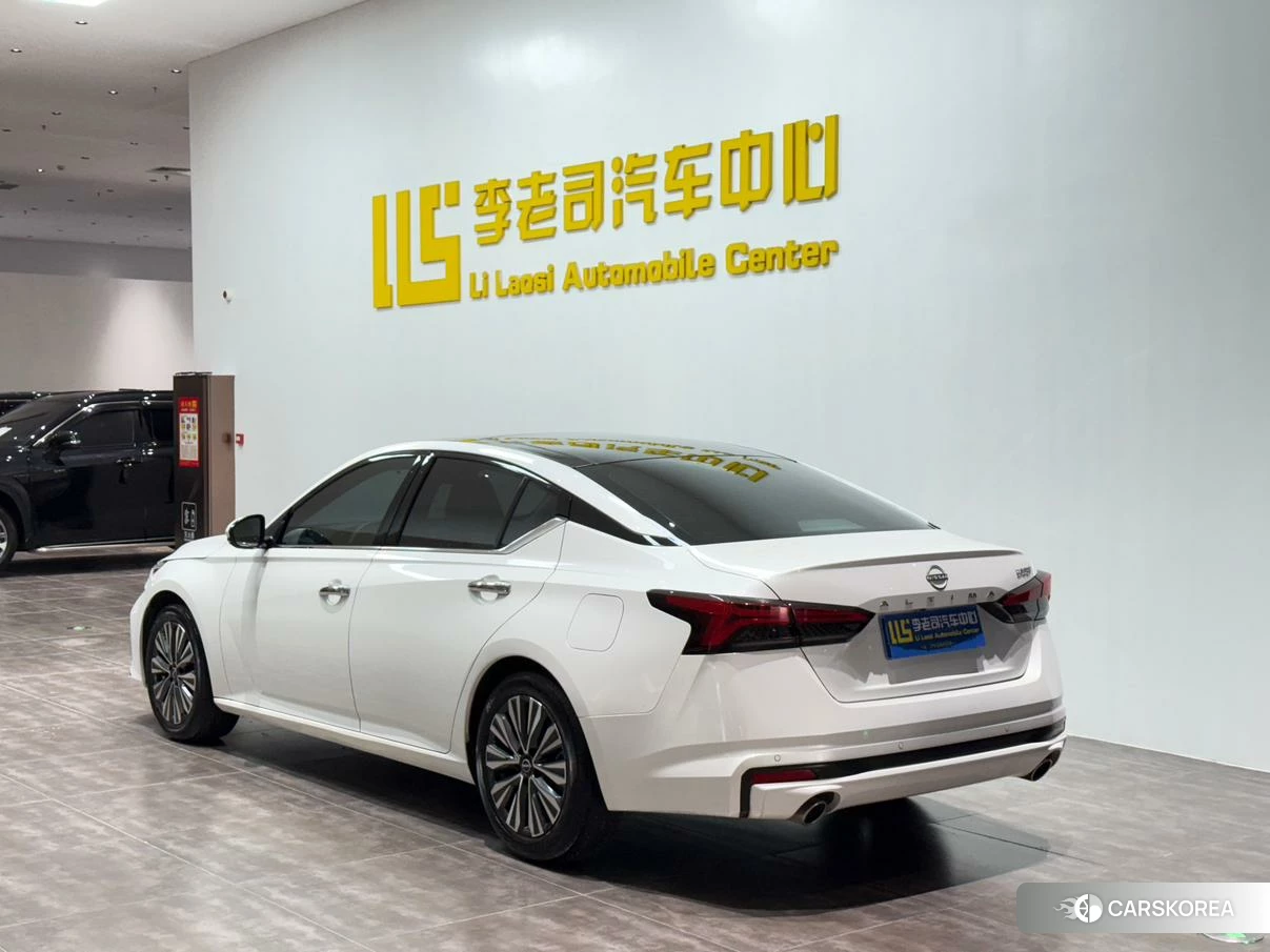 Nissan Teana id 4467971 из Китая 13