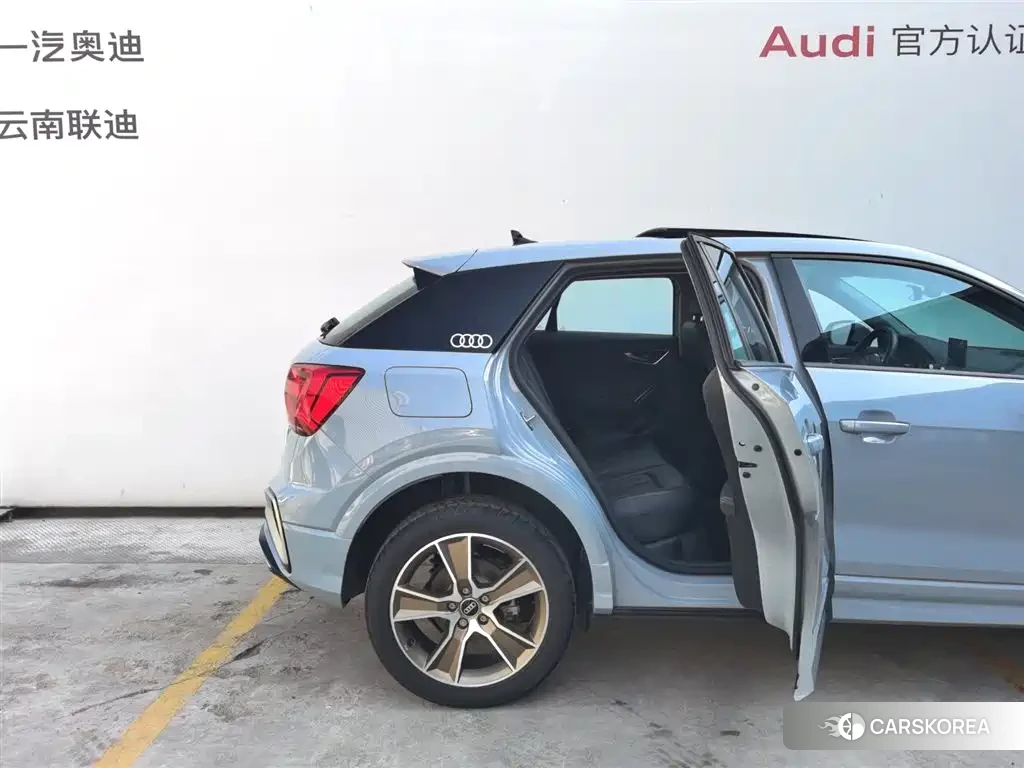 Audi Q2L id 4589109 из Китая 13