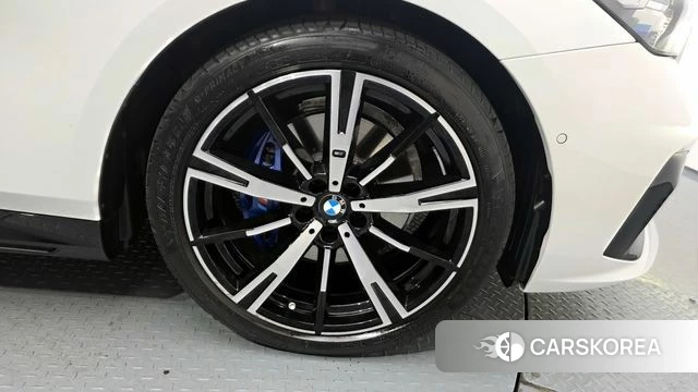 BMW 5 Series (G60) id 4360400 из Кореи 13