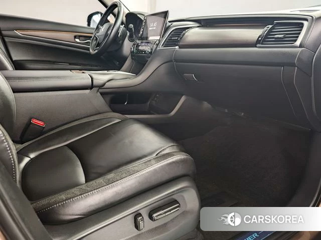 Honda Crown Road id 4238121 из Китая 13