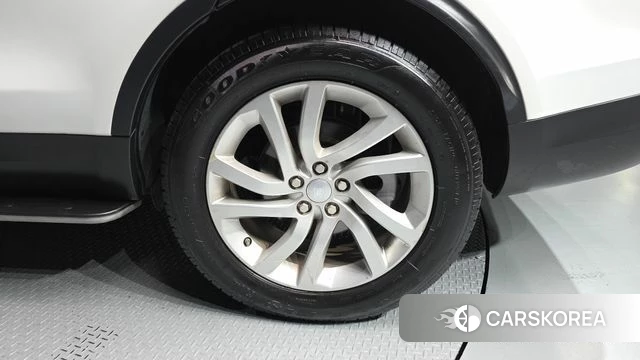 Land Rover Discovery 5 id 4765553 из Кореи 13