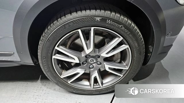 Volvo V90 Cross-Country id 4325885 из Кореи 13
