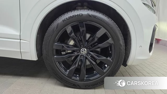 Volkswagen Touareg 3rd generation id 4778594 из Кореи 13