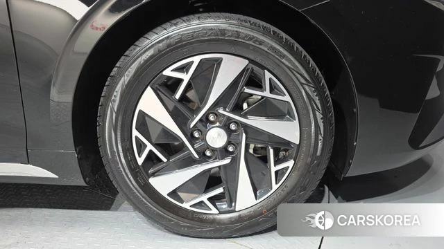 Hyundai The New Grandeur IG Hybrid id 4529105 из Кореи 13