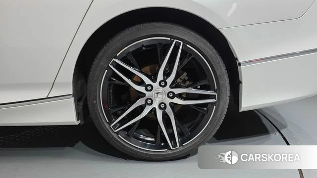 Honda Accord 10th Generation id 4580626 из Кореи 13