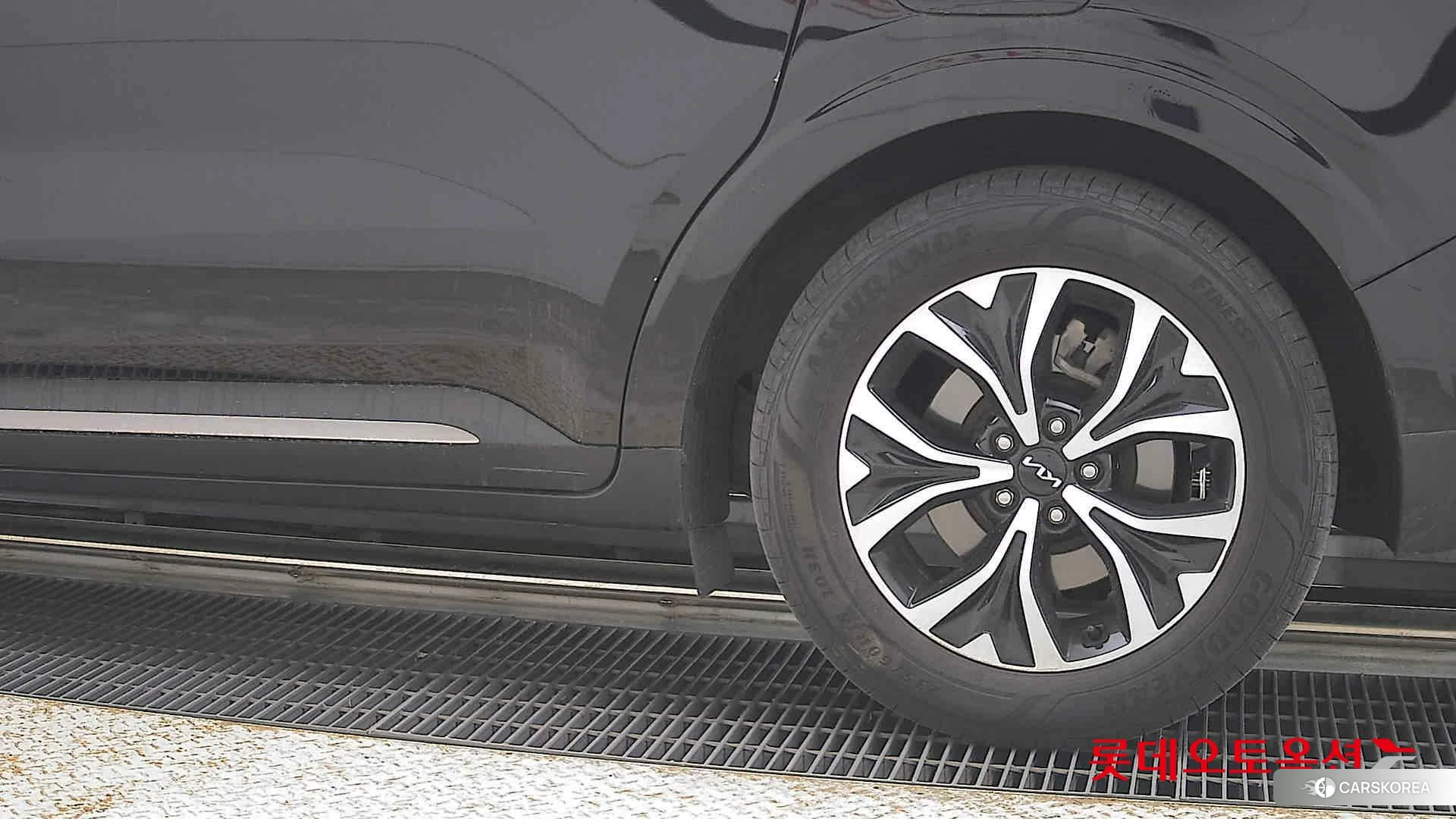 Kia Carnival id 4289596 из Кореи 14
