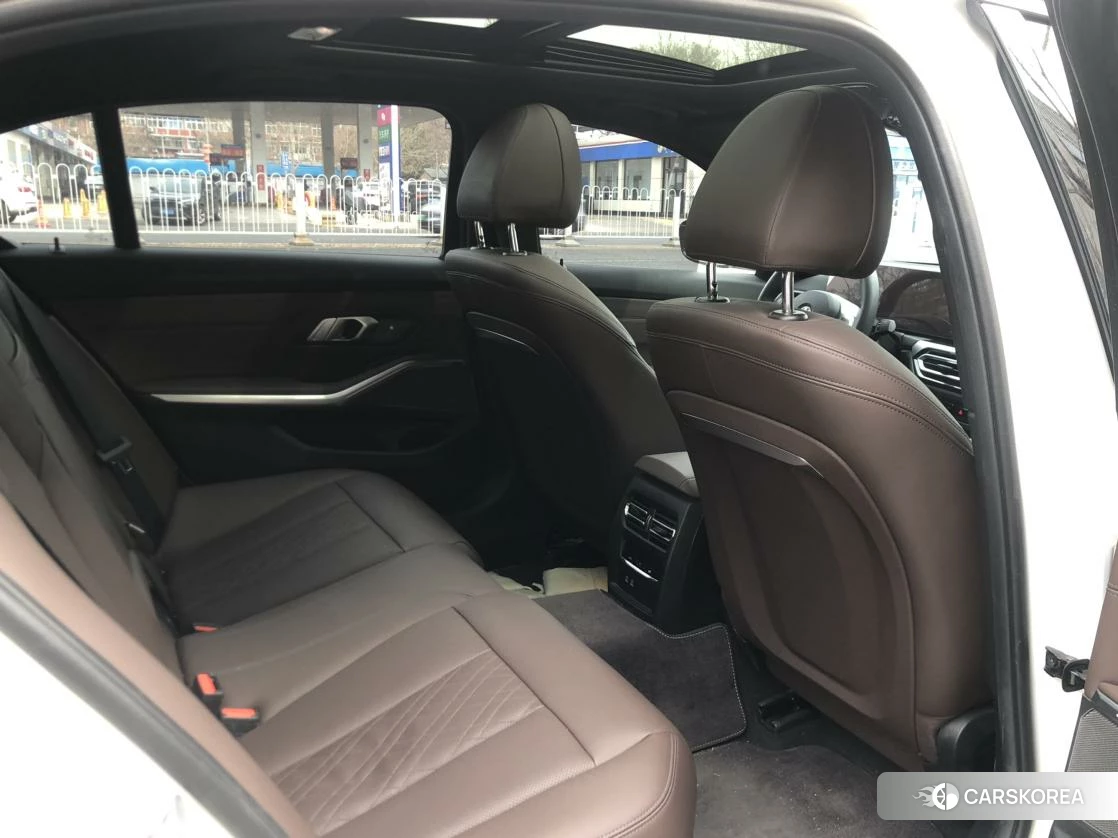 BMW 3 series id 4513492 из Китая 14