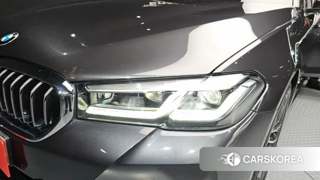 BMW 5 Series (G30) id 4292902 из Кореи 14