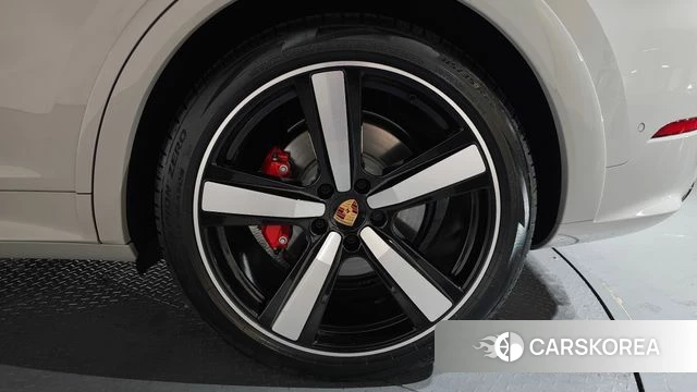 Porsche Cayenne (PO536) id 4560216 из Кореи 14
