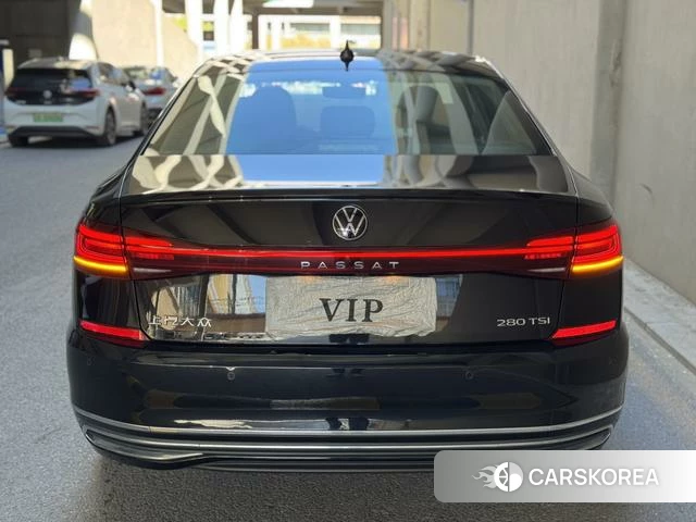Volkswagen Passat id 4276152 из Китая 14