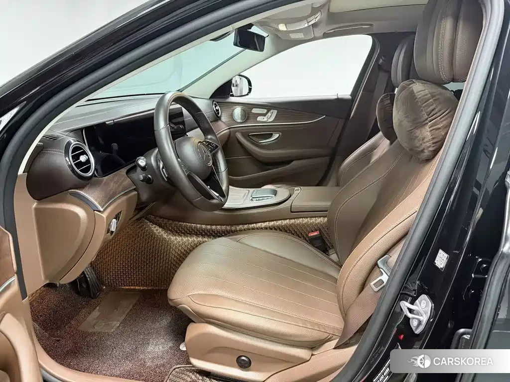 Mercedes-Benz E-Class id 4649298 из Китая 14