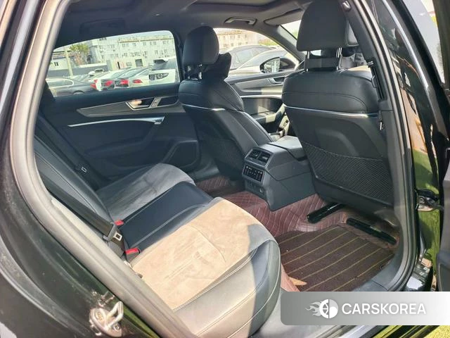 Audi A6L id 4276121 из Китая 14