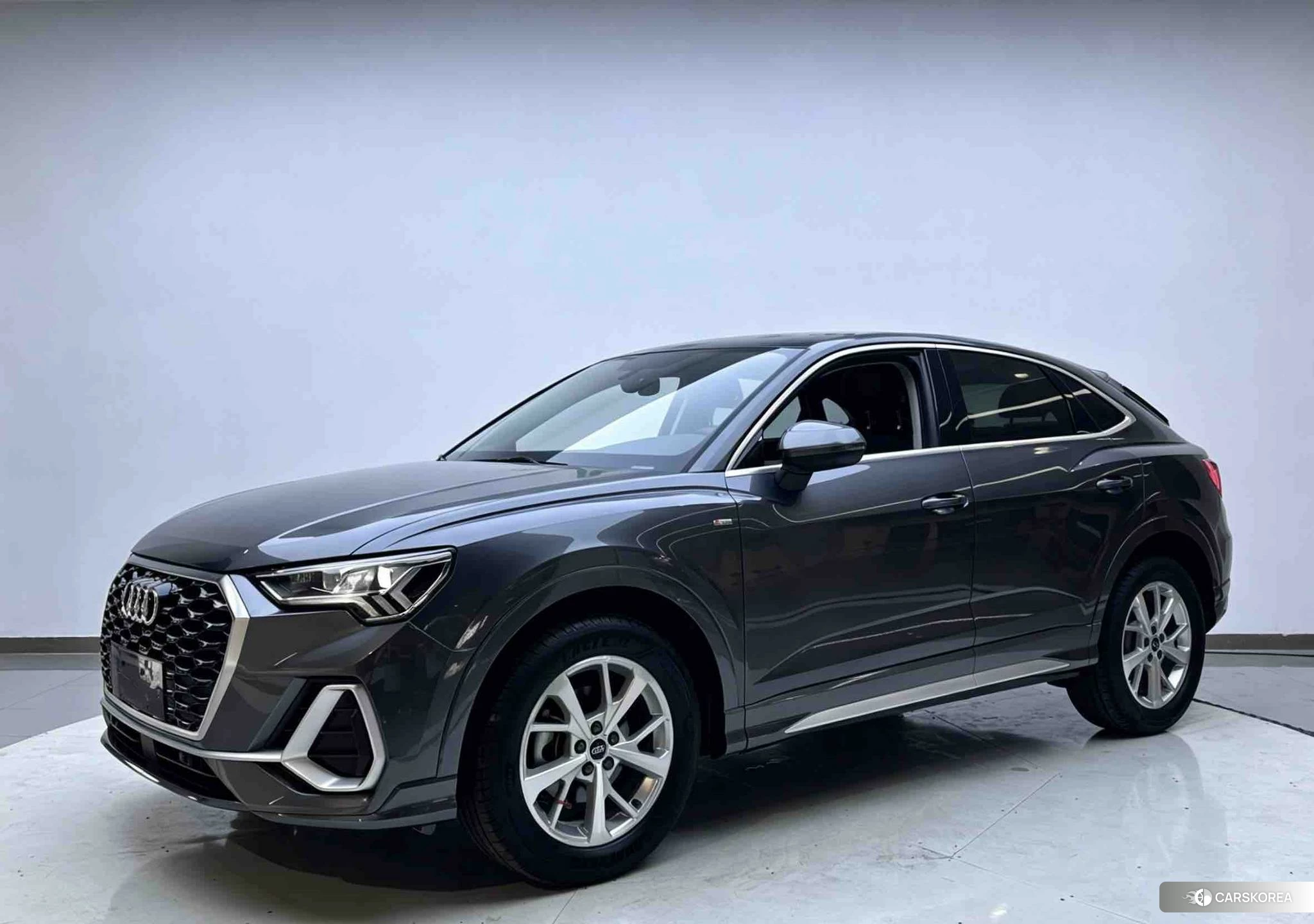 Audi Q3 Sportback id 4405822 из Китая 14