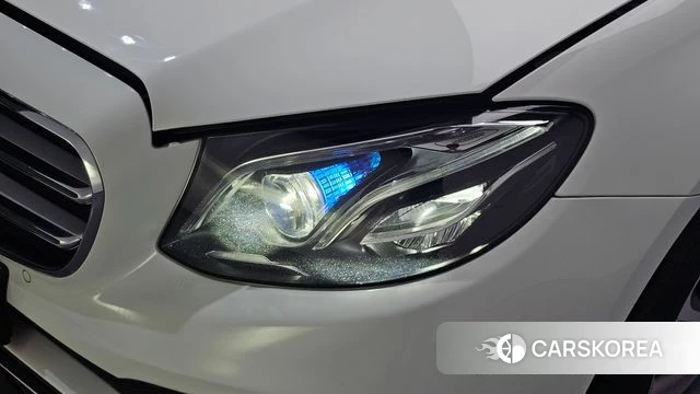 Mercedes-Benz E-Class W213 id 4882341 из Кореи 14