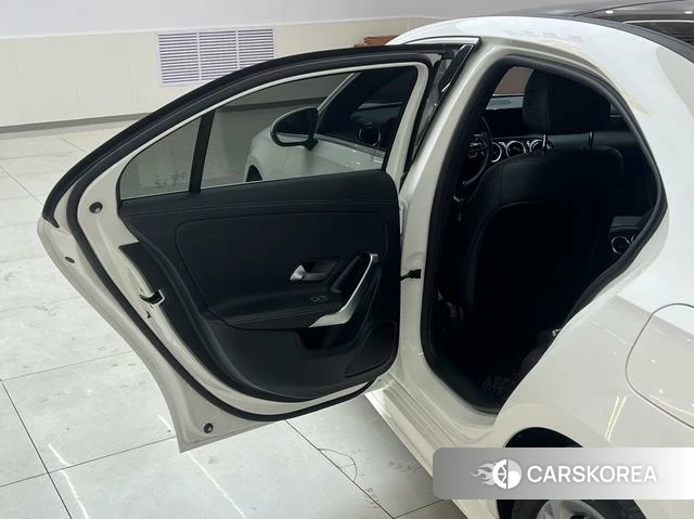 Mercedes-Benz Class A id 4253796 из Китая 14