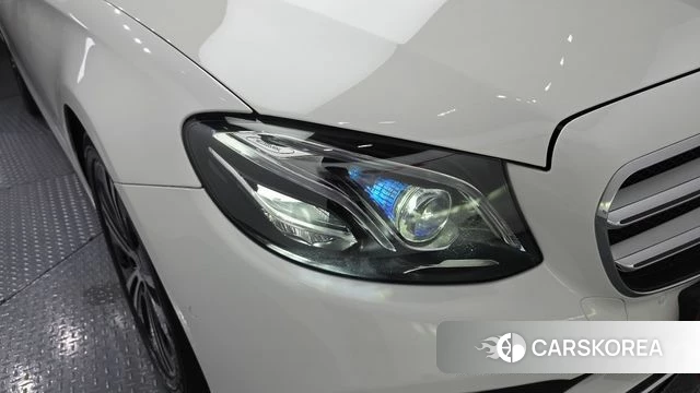 Mercedes-Benz E-Class W213 id 4586613 из Кореи 14