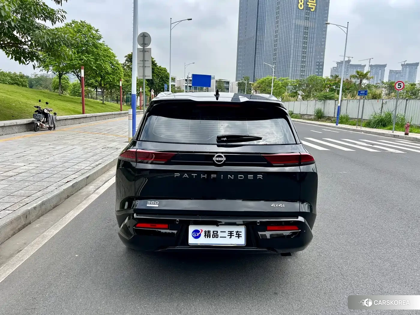 Nissan Pathfinder id 4634861 из Китая 14
