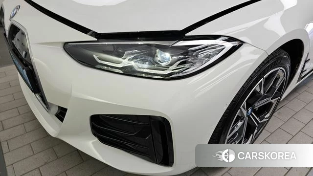 BMW i4 id 4195261 из Кореи 14