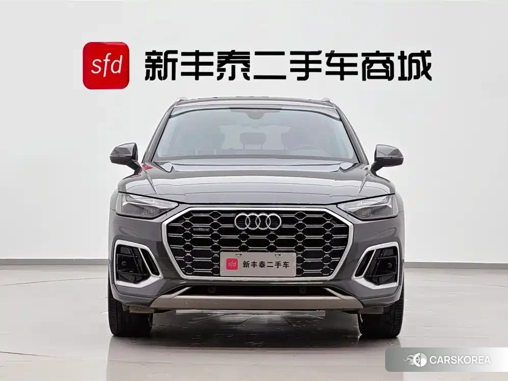 Audi Q5L id 4659909 из Китая 14