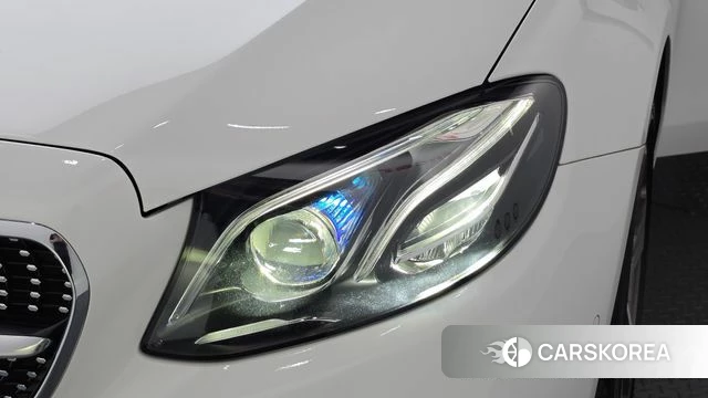 Mercedes-Benz E-Class W213 id 4775849 из Кореи 14