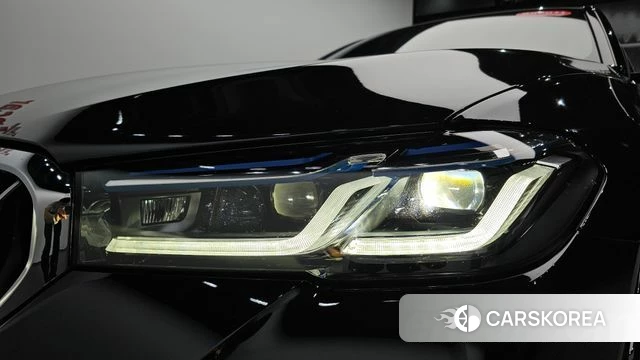 BMW 5 Series (G30) id 4500179 из Кореи 14