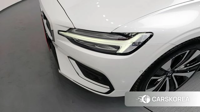 Volvo S60 3rd generation id 4186009 из Кореи 14